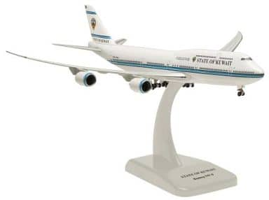 hogan 1/500 B747-8 クゥエート政府専用機 飛行姿勢 スタンド付き